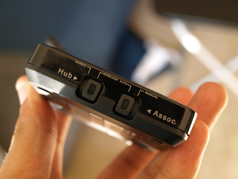 Illustration for article titled IOGear Wireless USB Hub Reviewed (Verdict: Pointless Use Of Good Technology)
